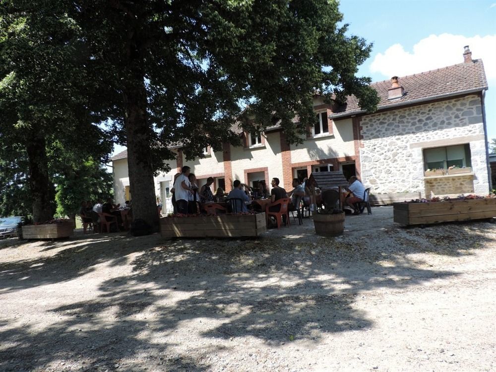 Auberge De La Normandie Junhac Luaran gambar